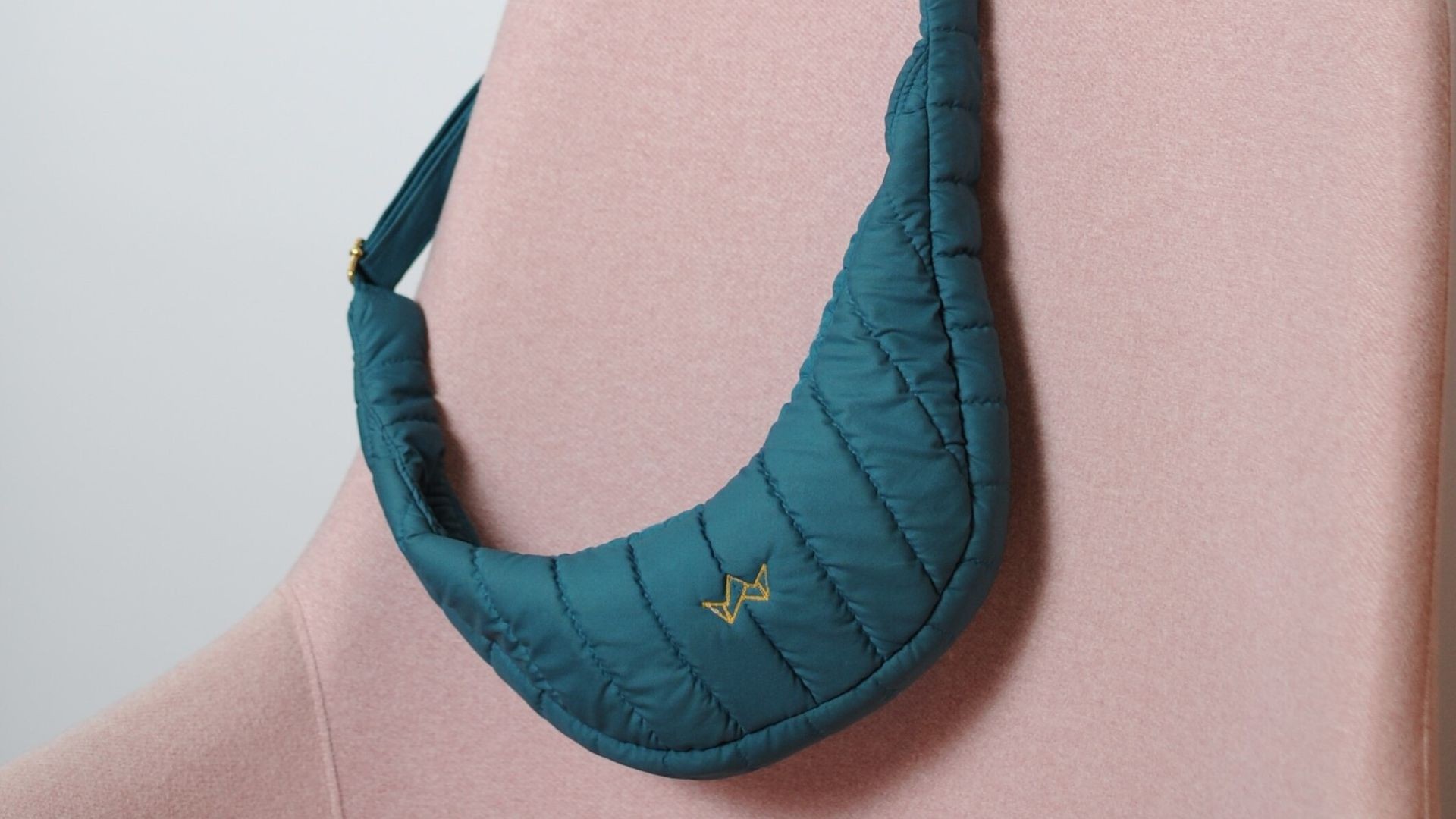 Moonbag
